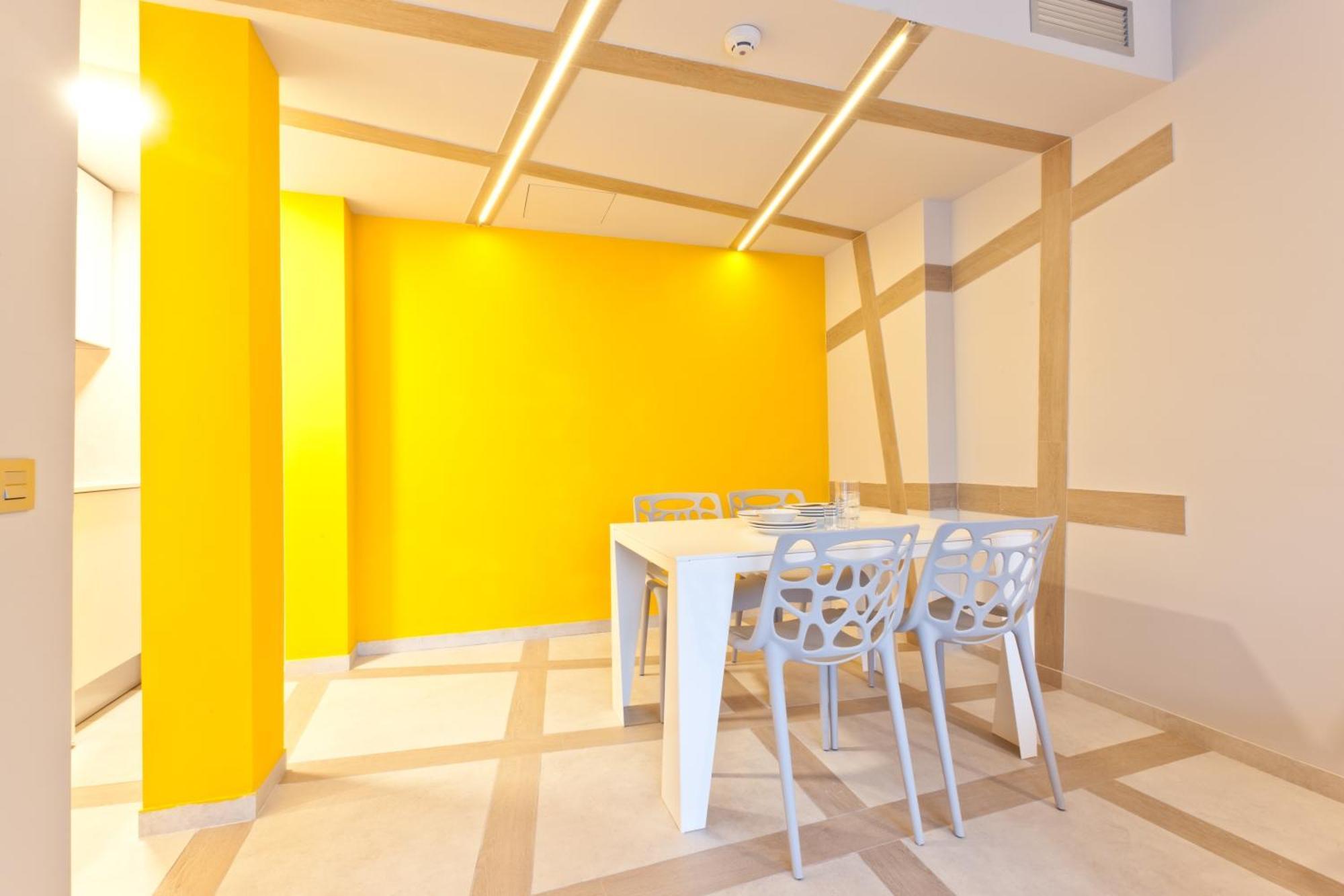 Ryans Ibiza Apartments - Only Adults Ruang foto