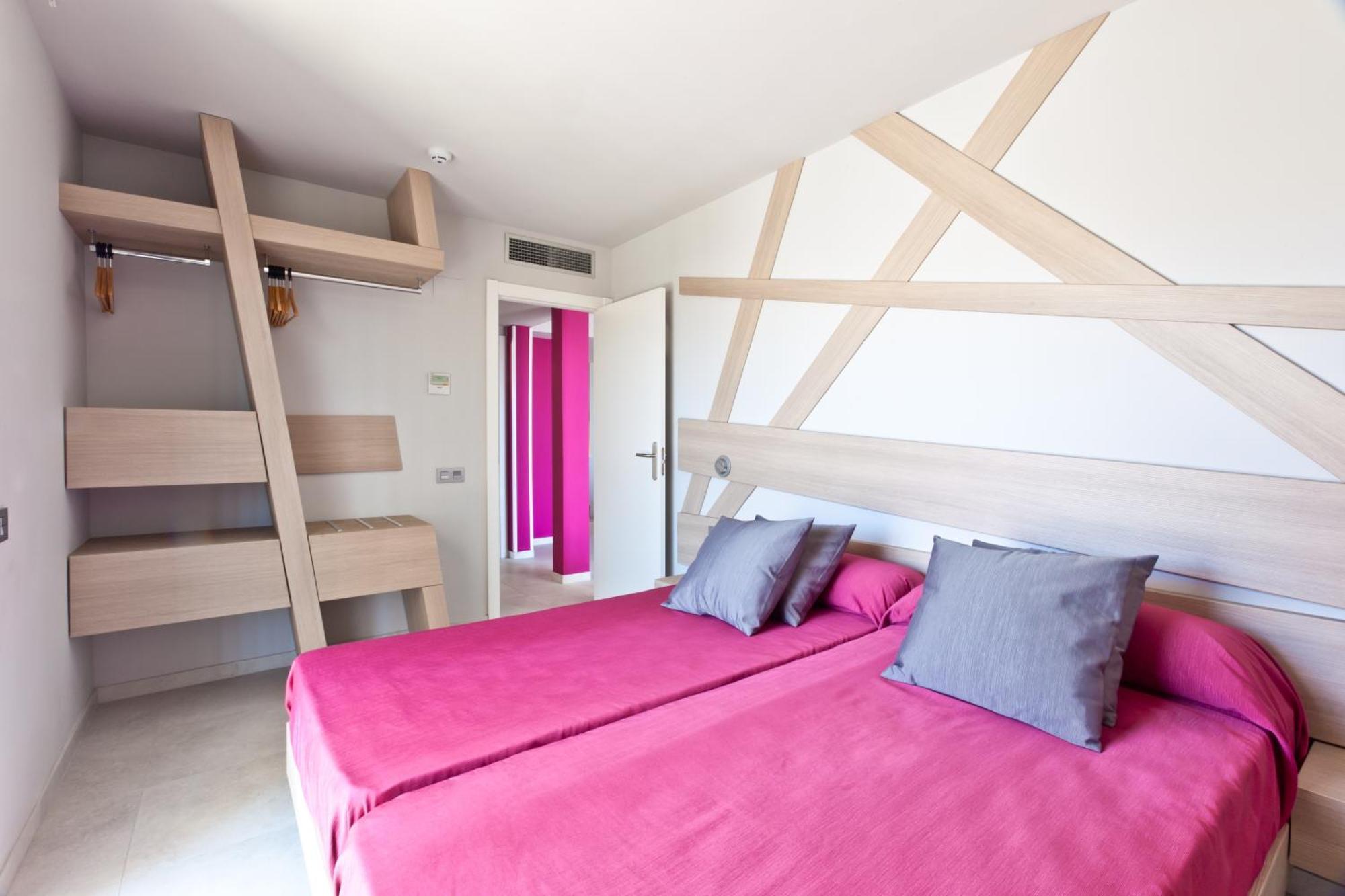 Ryans Ibiza Apartments - Only Adults Ruang foto