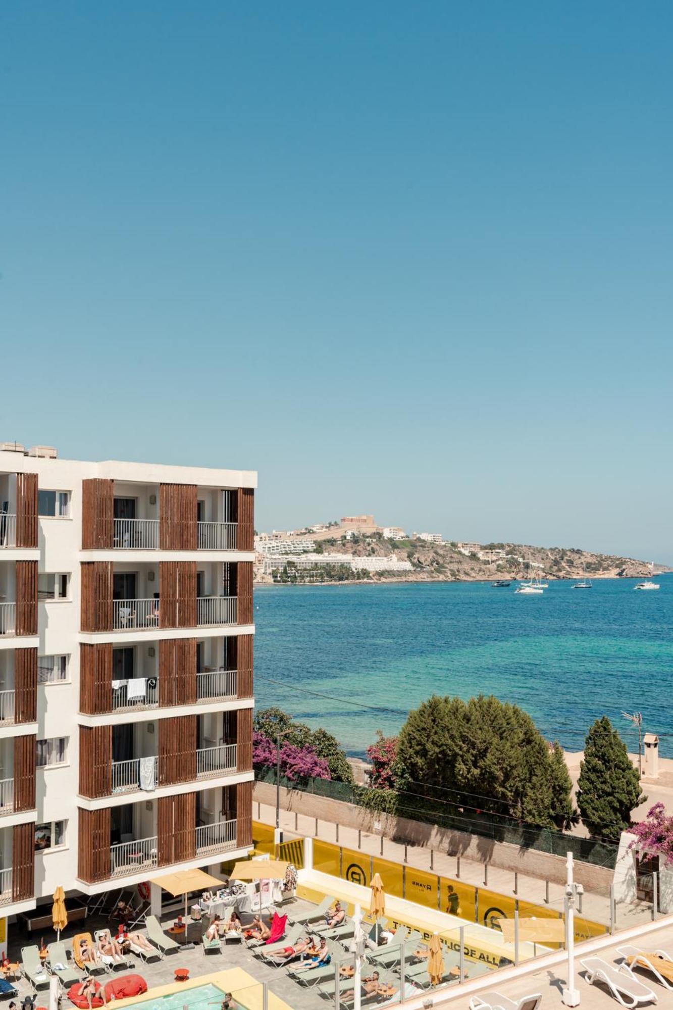 Ryans Ibiza Apartments - Only Adults Bagian luar foto