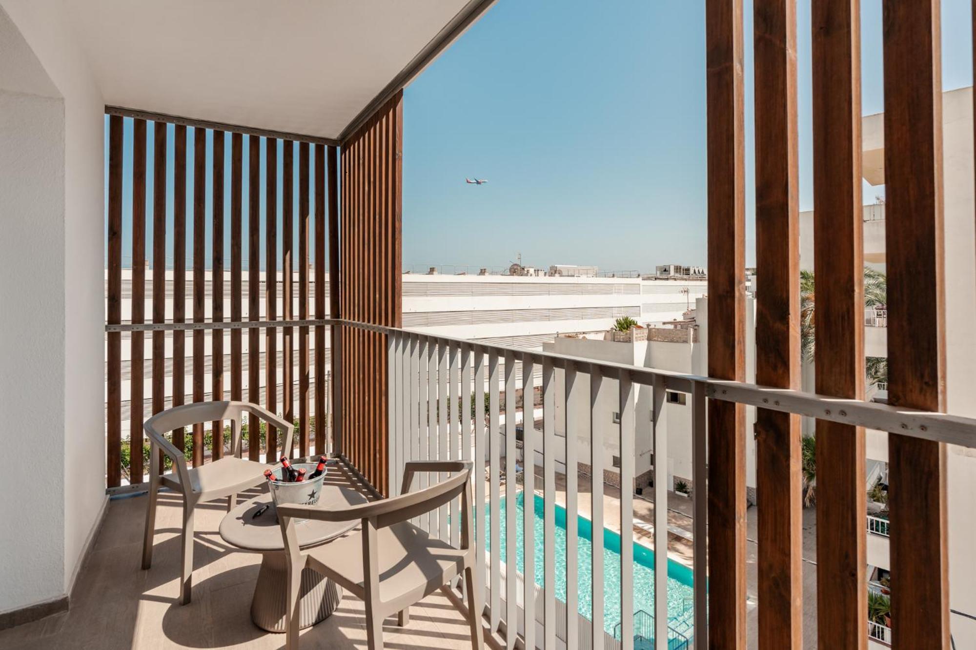Ryans Ibiza Apartments - Only Adults Bagian luar foto